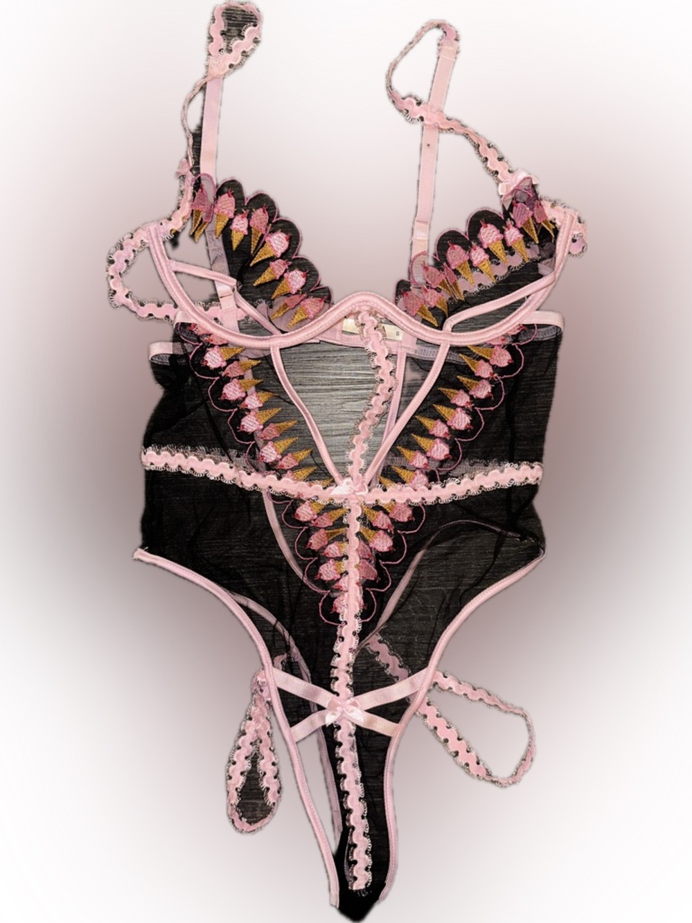 Roma Strawberry Sherbet Ice cream Cone Teddy